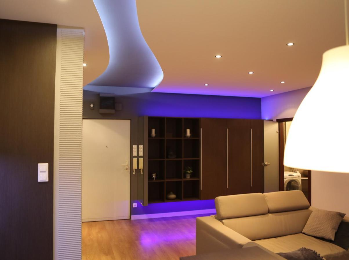 Lupoapartments Krolewska Penthouse Mandoria Parking Dostep Na Kod Lodz  Exterior photo